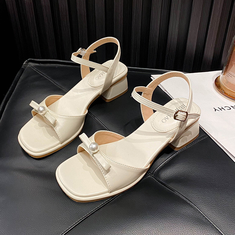 women's plush slippers